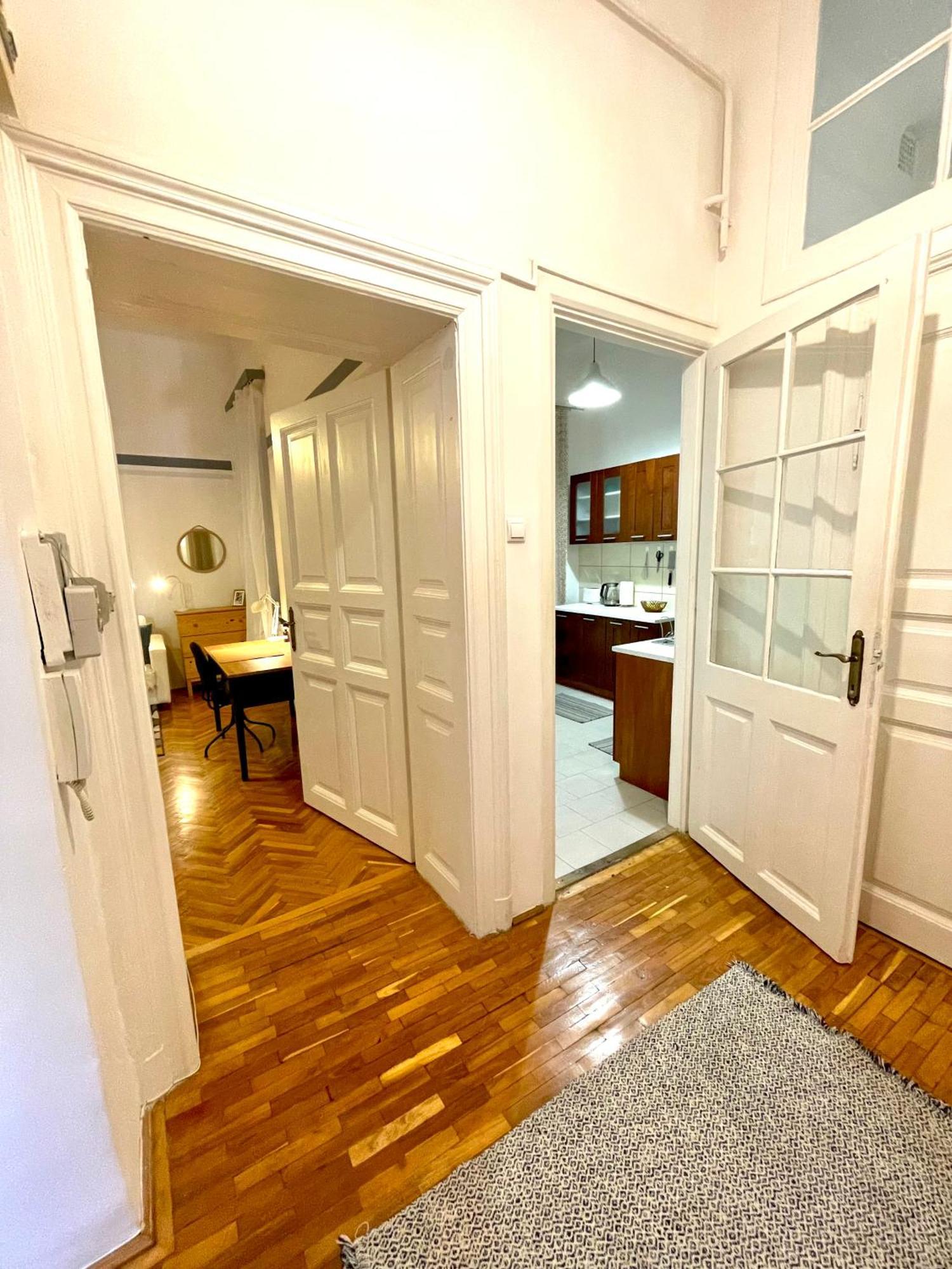 Fanni'S Cosy Home Express Apartment In The City Centre Boedapest Buitenkant foto