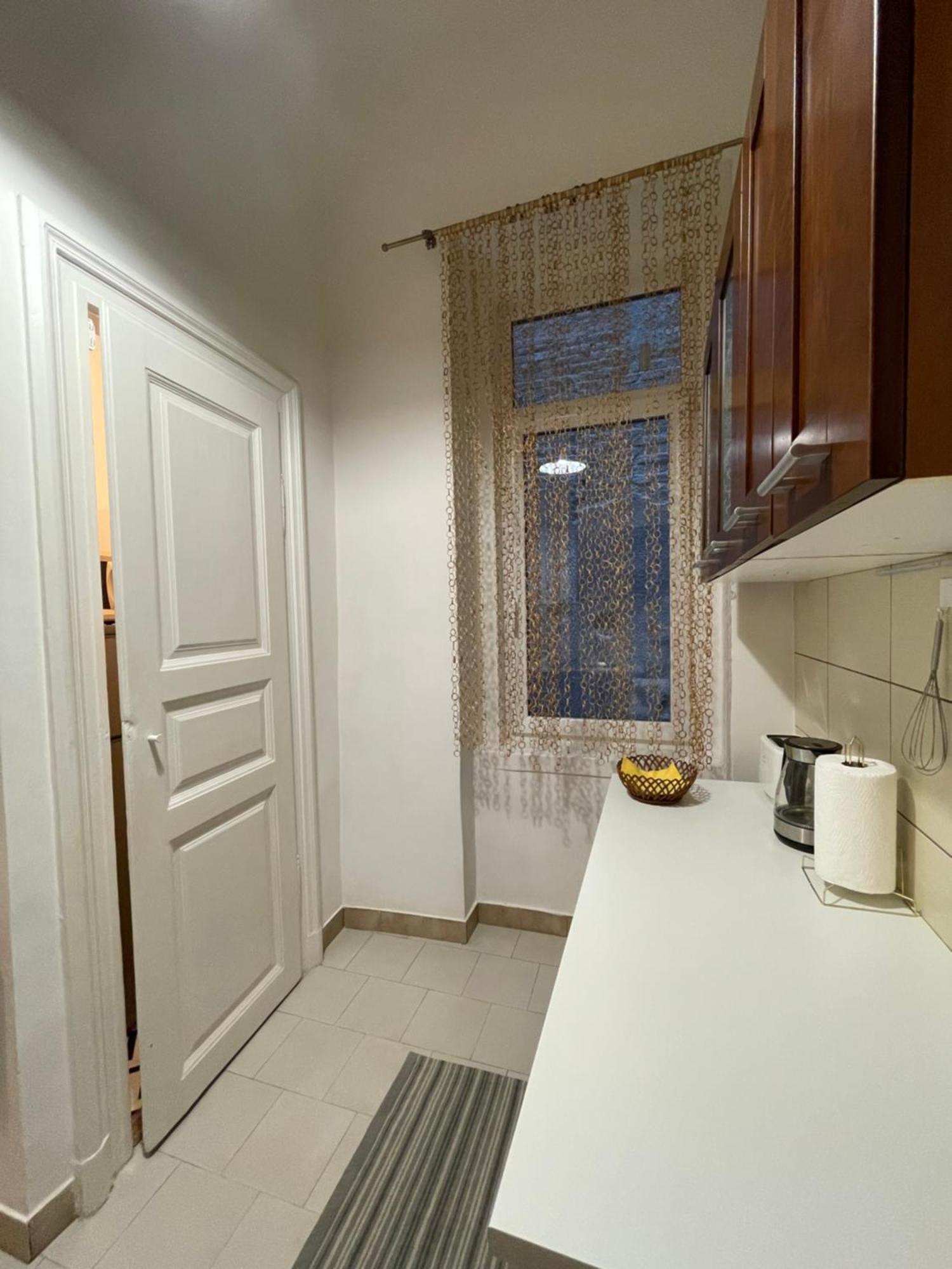 Fanni'S Cosy Home Express Apartment In The City Centre Boedapest Buitenkant foto